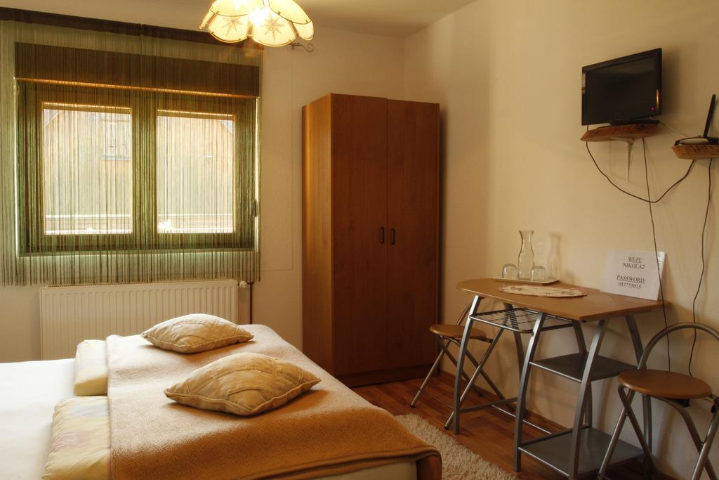 House Drakulic Hotel Korenica Exterior photo