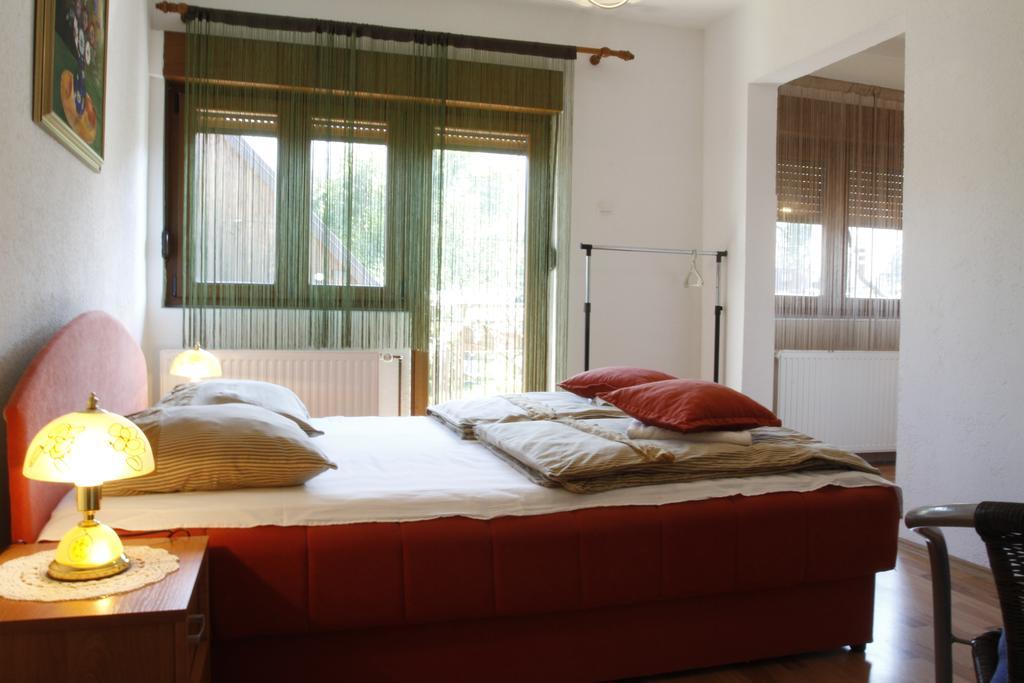 House Drakulic Hotel Korenica Exterior photo