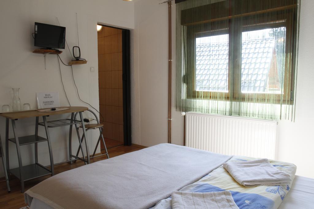 House Drakulic Hotel Korenica Exterior photo