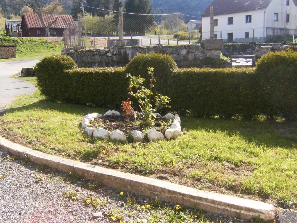 House Drakulic Hotel Korenica Exterior photo